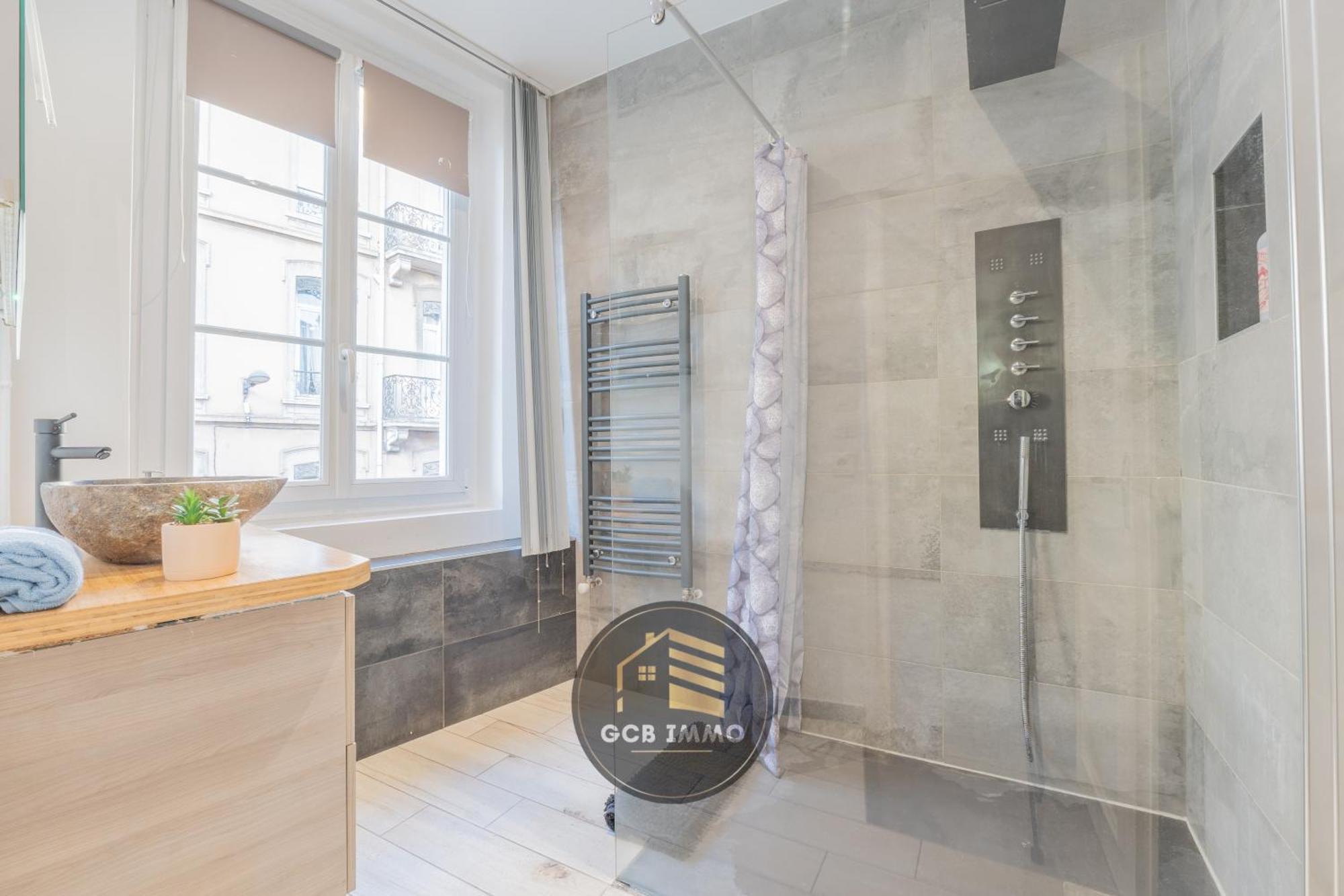 Style Indus & Billard - Coeur De Grenoble Apartment Luaran gambar